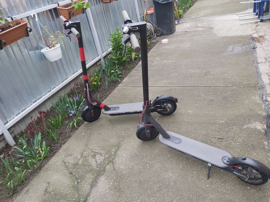 Vând trotineta xiaomi impecabila!