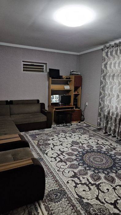 Ховли уй сотилади