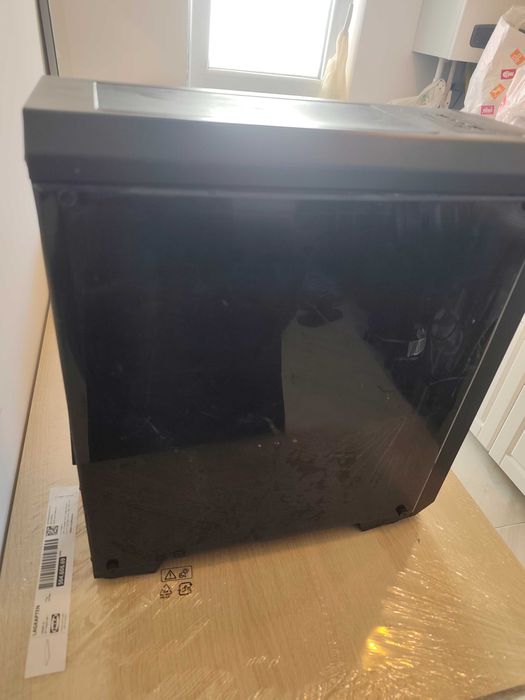 Antec Carcasă PC gaming cu power supply