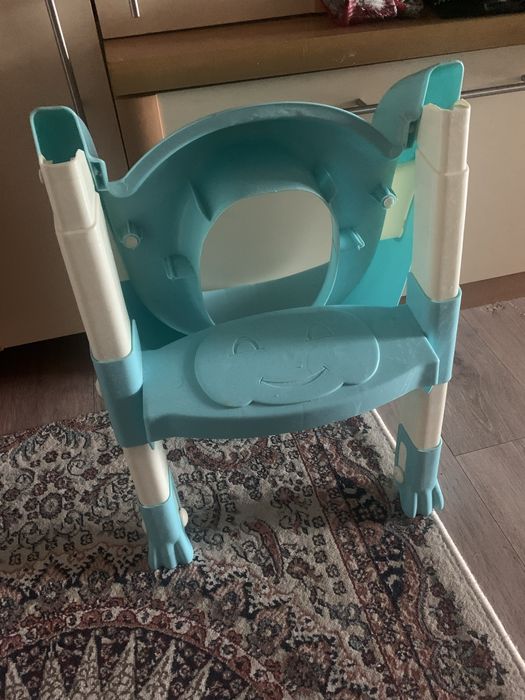 Продам сидушку на унитаз