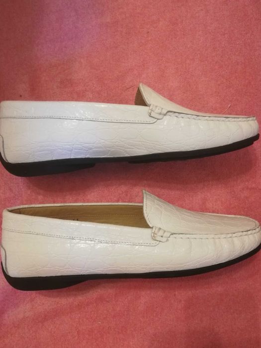 Мокасины весенние продам