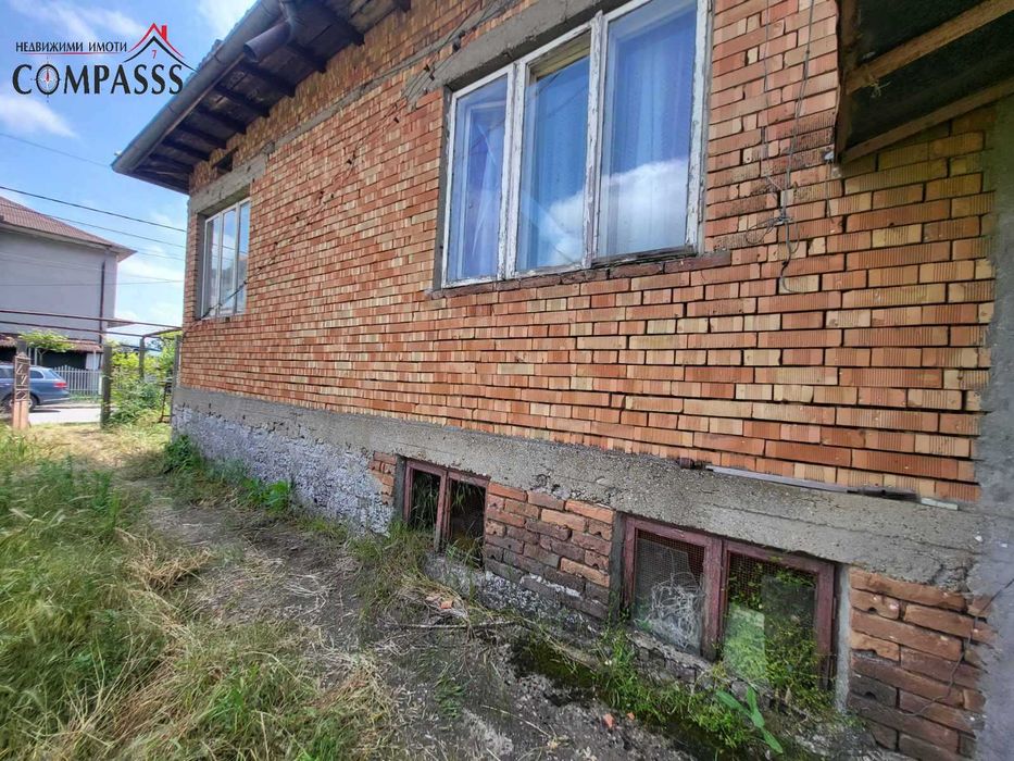 КЪЩА, район ЦЕНТЪР, гр. Ген. Тошево - 43000евро!