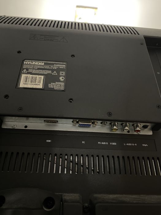 Срочно продам телевизор