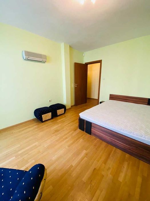 Дава се под наем Двустаен апартамент в София, Лозенец - 70 кв.м за 650 € - Снимка #1