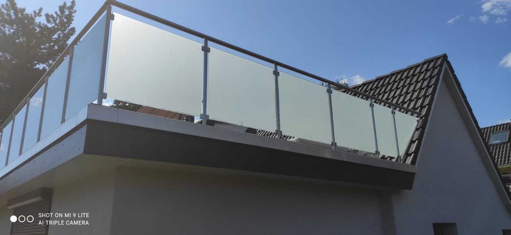 Balustrade interioare si exterioare