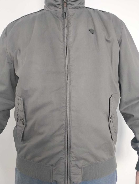 Vând geacă bărbați primăvară- toamnă