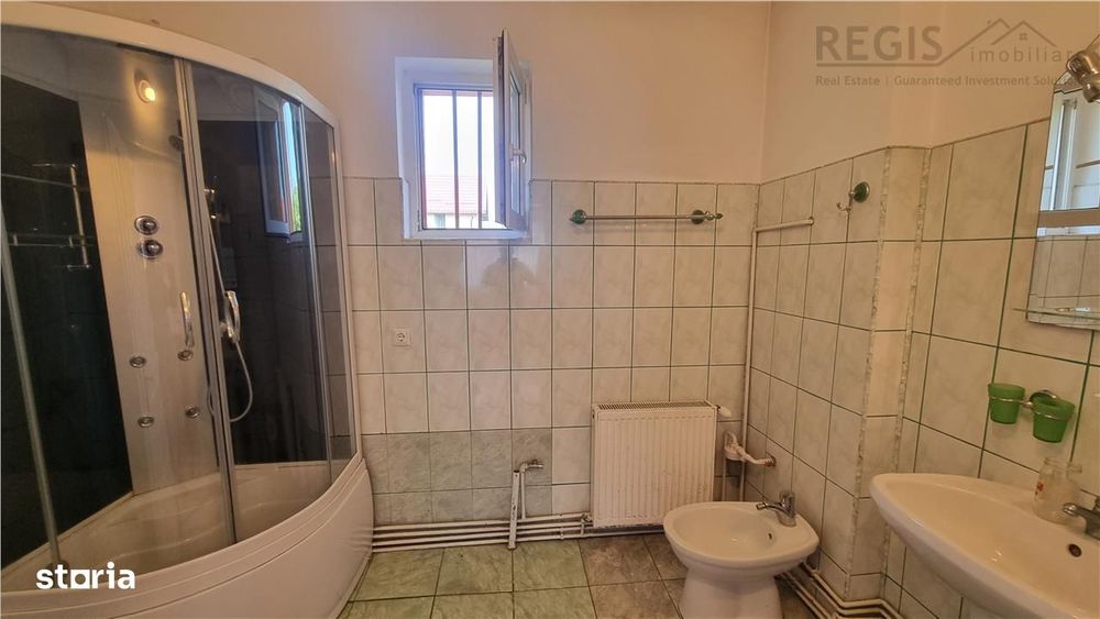 Casa de 4 camere zona Stupini