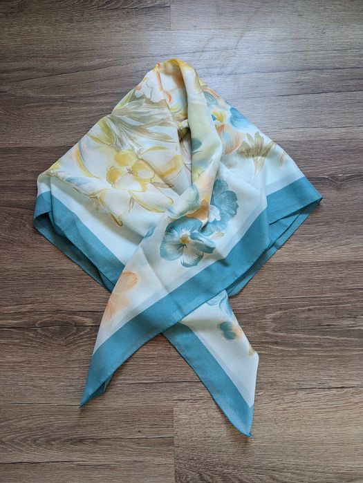 Полиестерни шалове