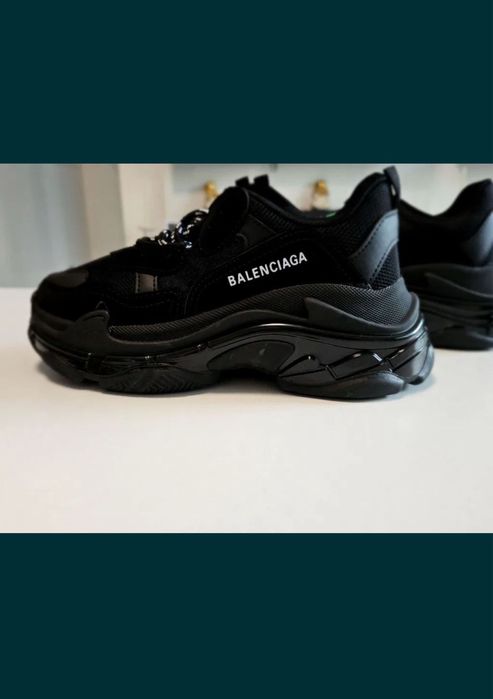 Adidasi Balenciaga Triple s