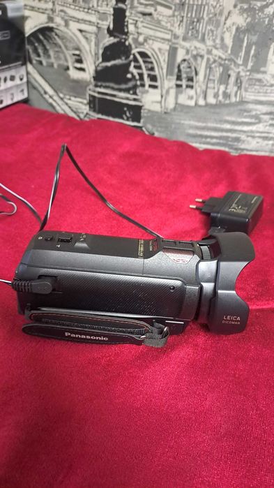 Цифровая видеокамера Panasonic HC-VX980