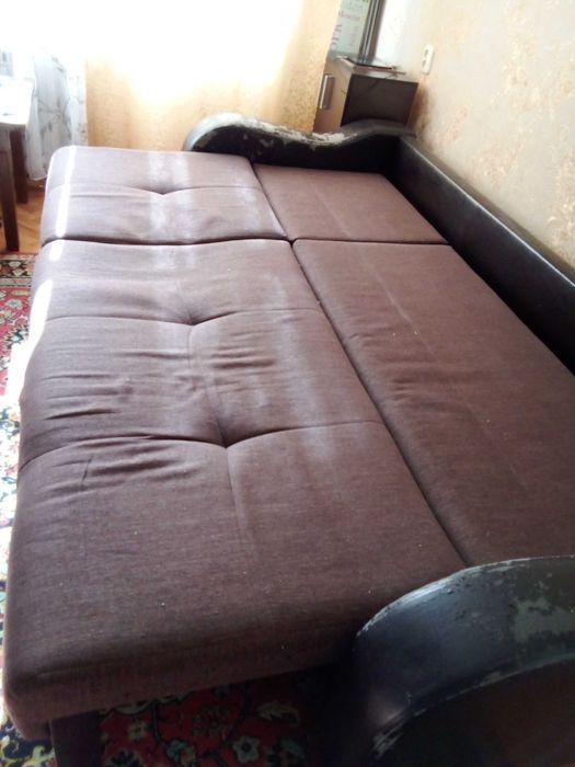 Продам диван раздвижной