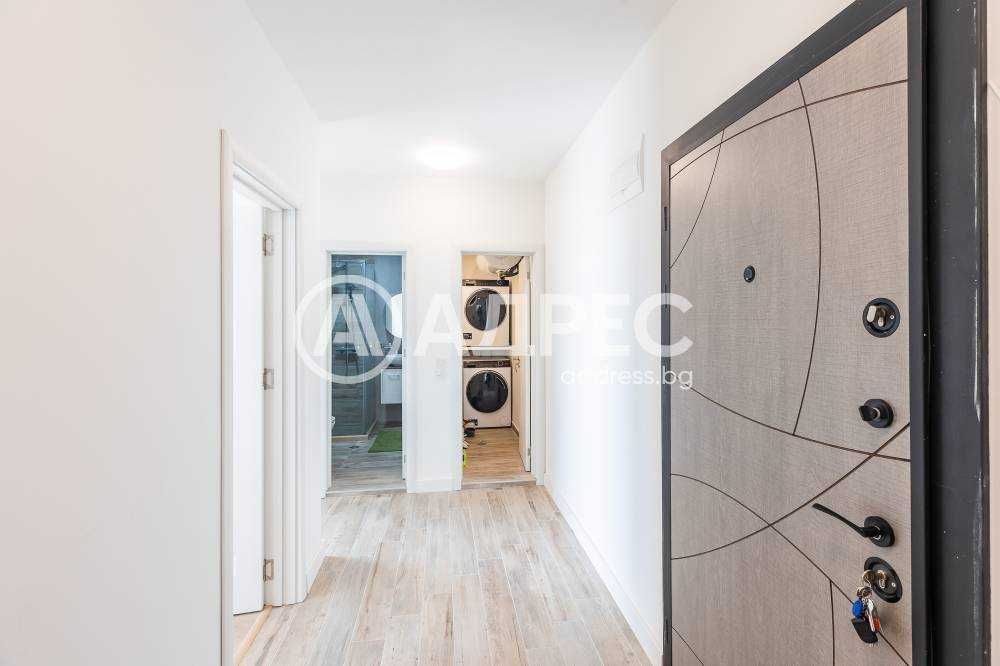 Само от АДРЕС! Тристаен апартамент, кв. Цветен квартал, гр. Варна