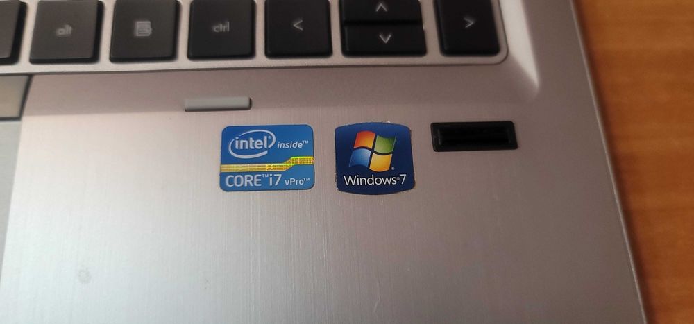 HP Elitbook 8460P цял за части /лентов кабел/