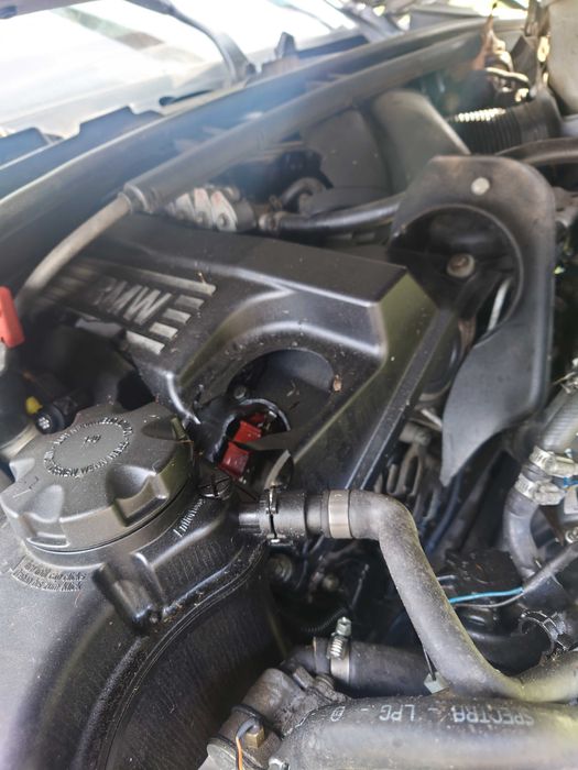 На части БМВ Е90 320и 150 коня / BMW e90 320i 150hp