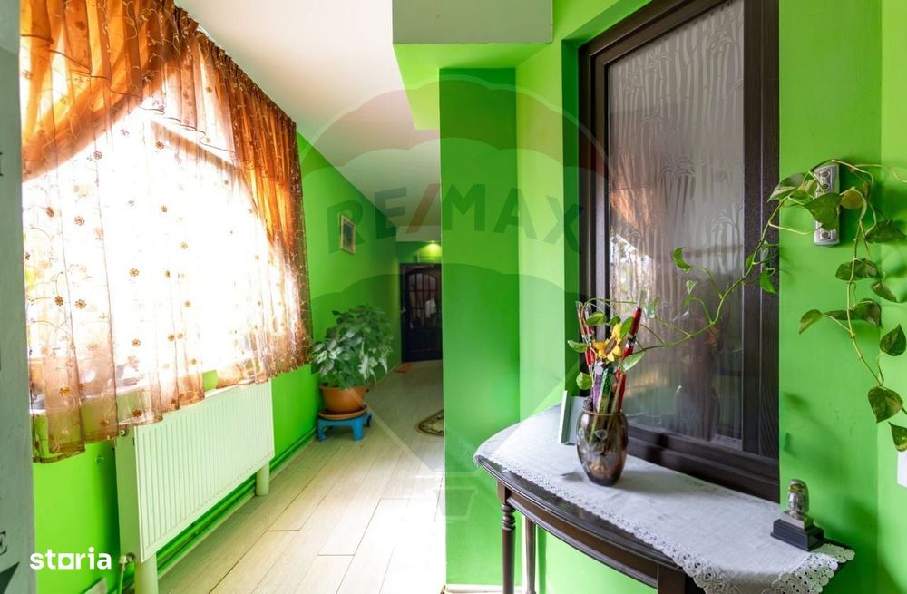 Apartament cu 3 camere și terasă