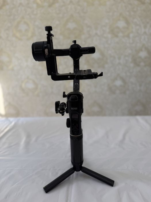 Zhiyun Crane 2s