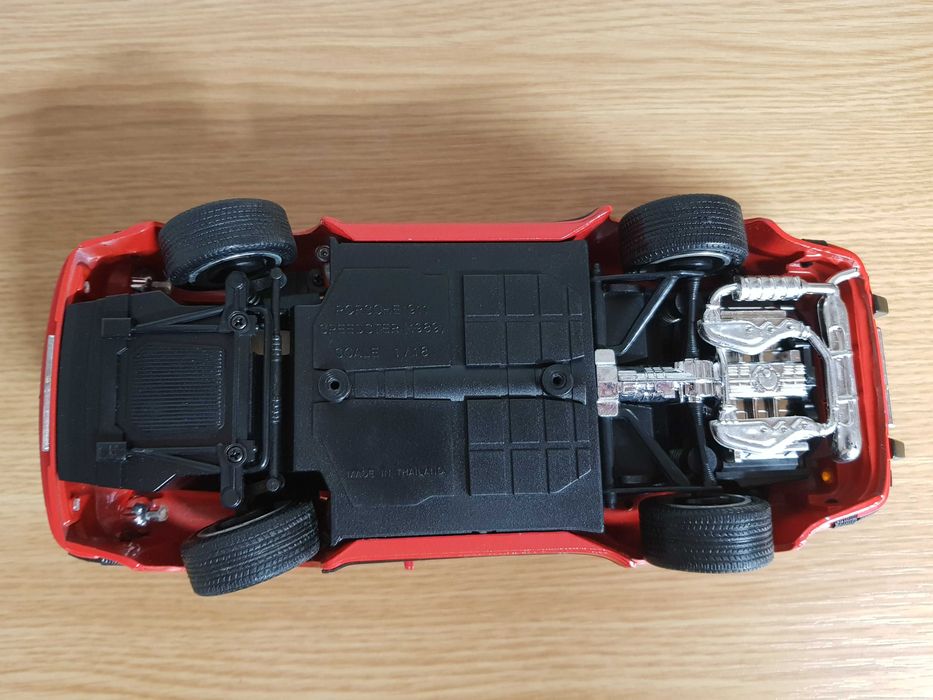 Macheta Porsche speedster, scara 1/18