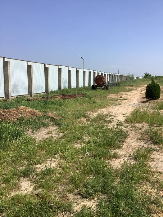 База с общей земельной площадью 4 гектара. Кадастр. Кибрай. Срочно.