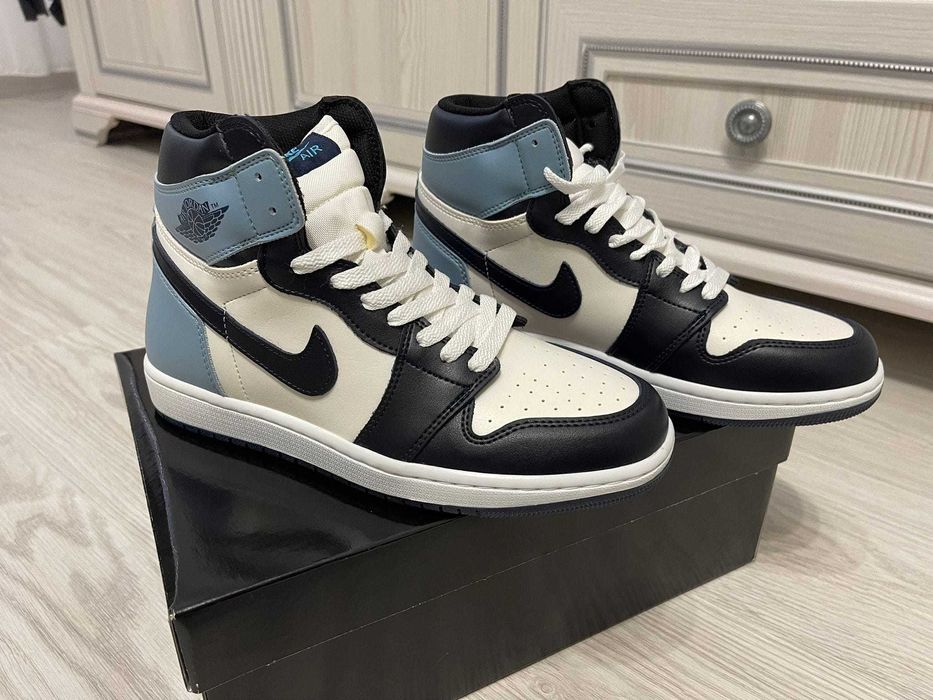 Air Jordan 1 High Obsidian (Verificare Pachet)