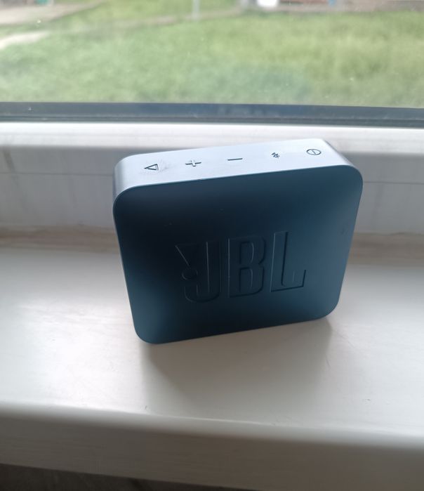 Портативная колонка JBL