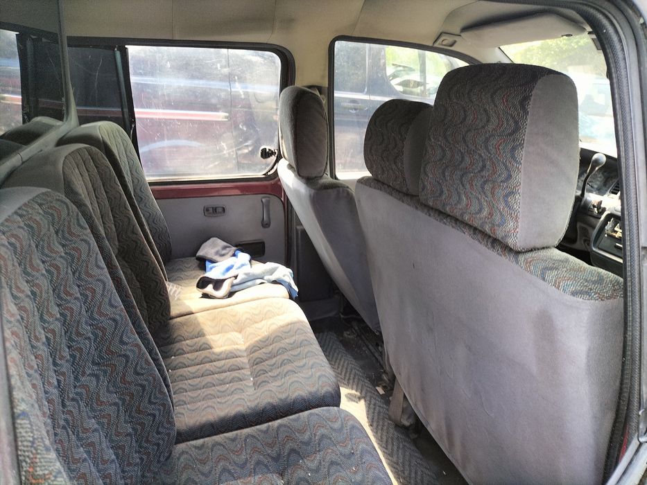 Mitsubishi Space Gear L400 RWD 2.5D