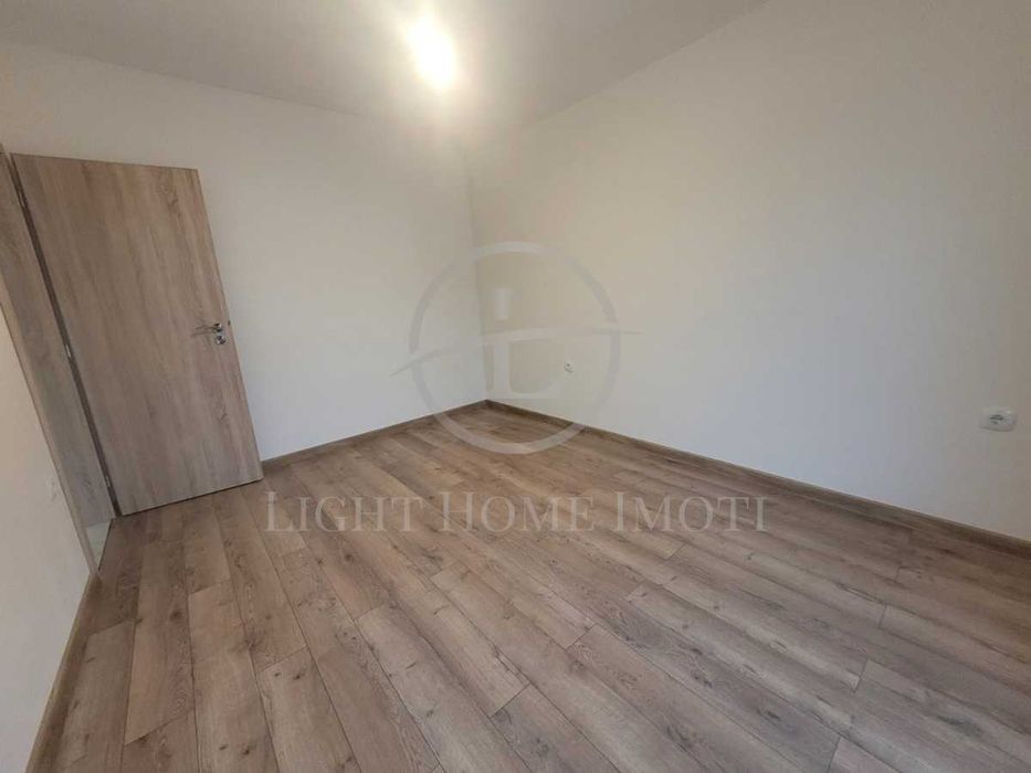 Продава се Четиристаен апартамент в Пловдив, Христо Смирненски - 109 кв.м за 1424 €/кв.м - Снимка #7