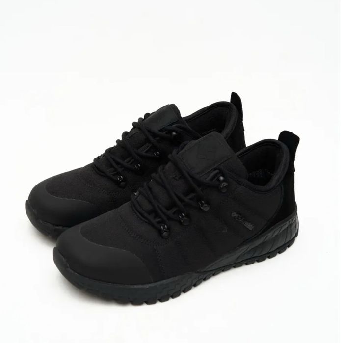 Продам кроссовки