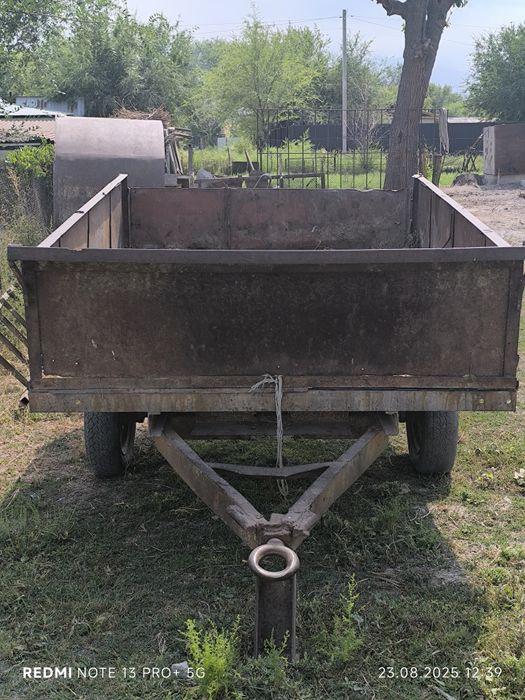 Продам два прицепа двух колесные и плуг