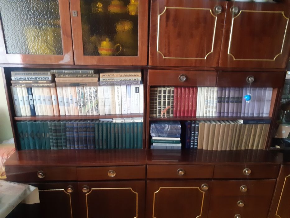 Книги популярных писателей