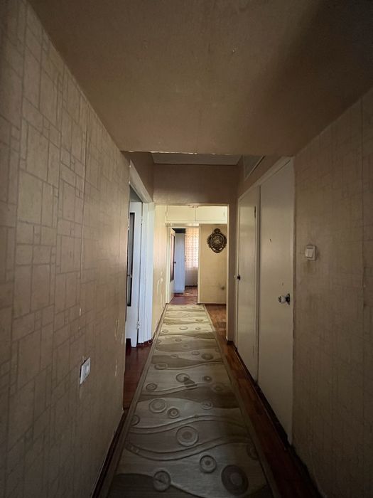 СРОЧНО ПРОДАЁТСЯ 2-комнатная квартира