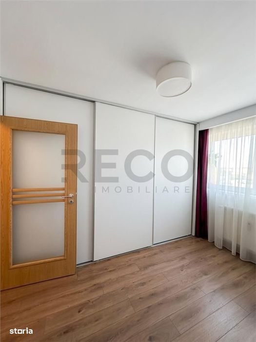 RECO Apartament 3 camere, zona Dacia, balcon, priveliste superba