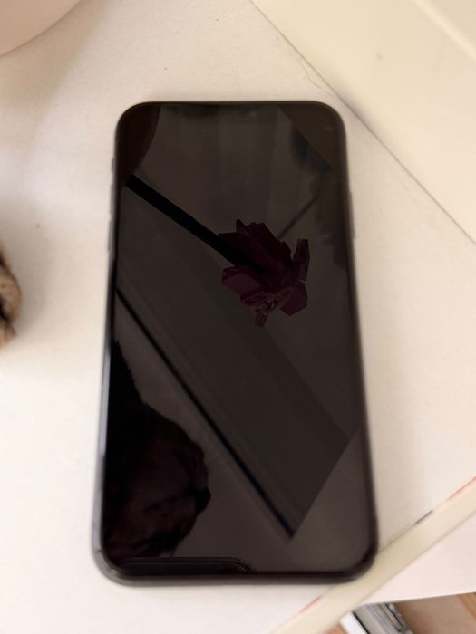 Telefon iPhone 11
