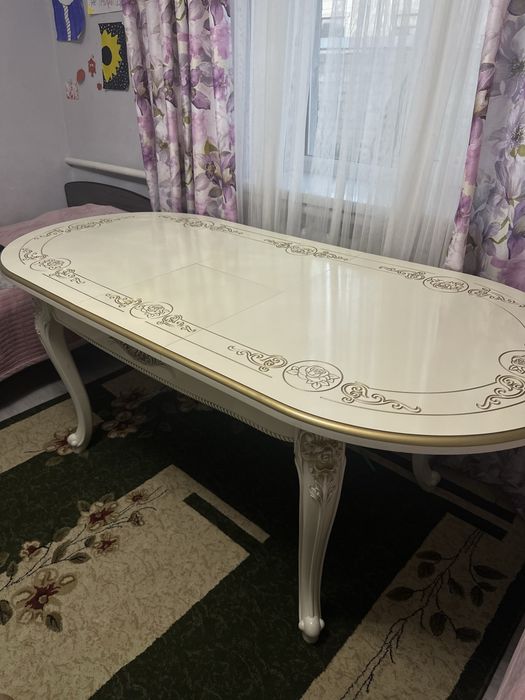 Продам раздвижной стол