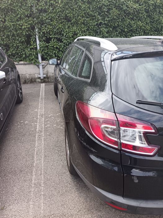 Dezmembrez  renault megane 3 1.5 dci 110 cp k9k N8 2011