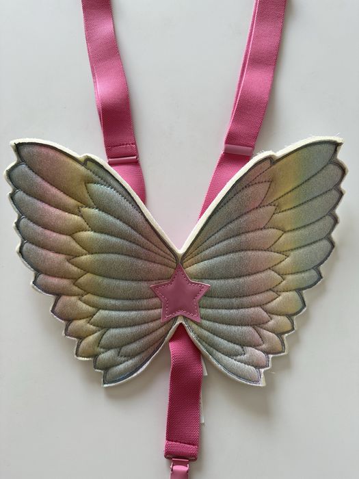 Aripi de fluturas pentru fetite