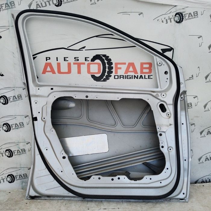 Usa stanga fata Mercedes B-Class W247 an 2018-2019-2020-2021-2022-2023