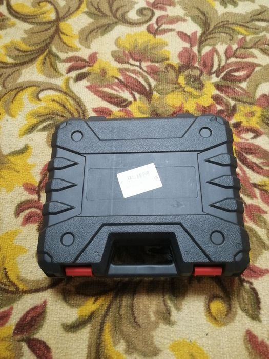 Шуруповерт с отбойником!