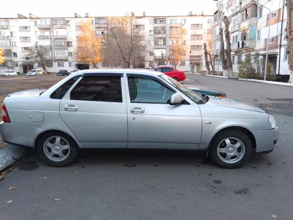 Приора 2012 года