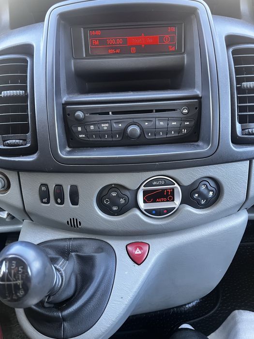 Renault Trafic 2.5, an 2012, impecabil