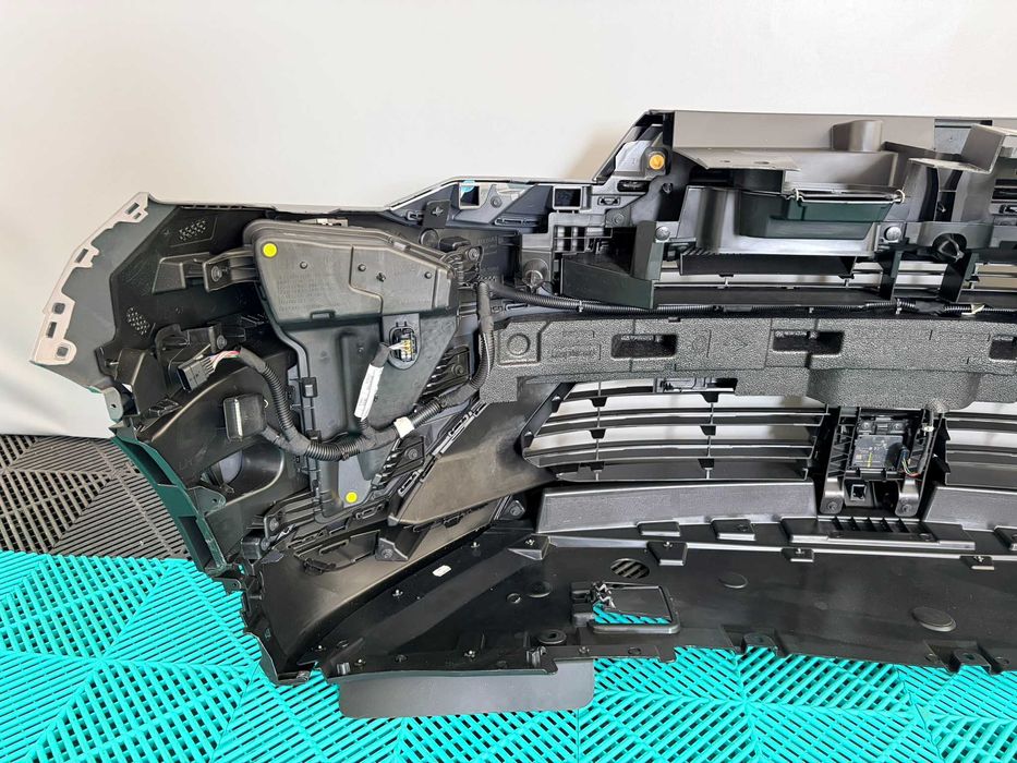 Bara fata Renault Captur 2024+ noua originala Renault completa cu toate accesoriile