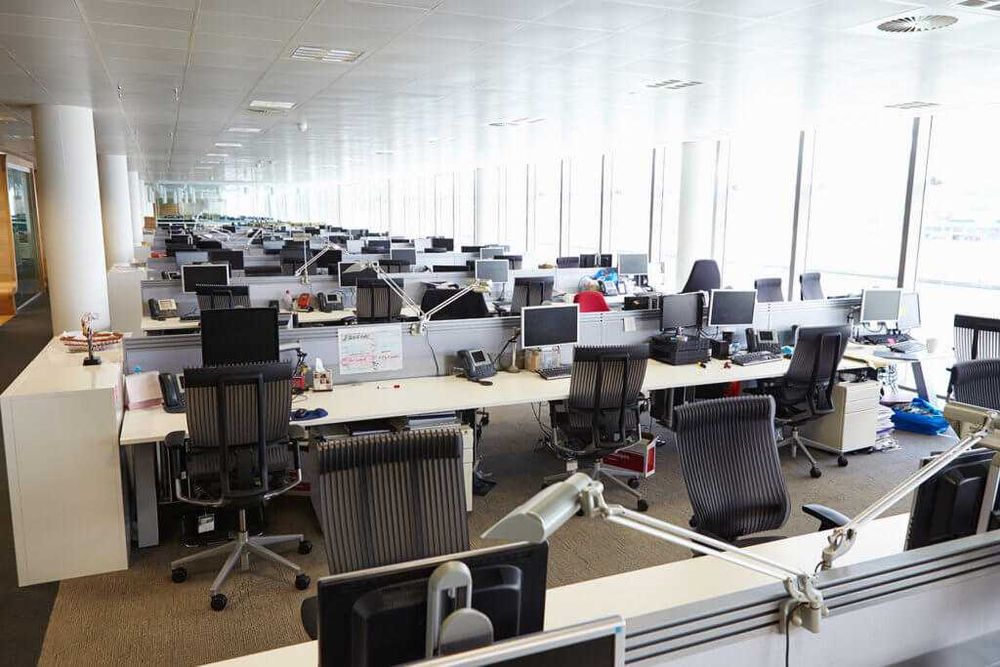 Debarasare, golire case, birouri, mutări, transport mobilă etc.