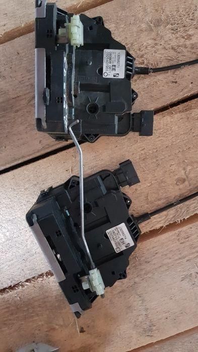 Broasca stanga dreapta spate Opel Corsa D