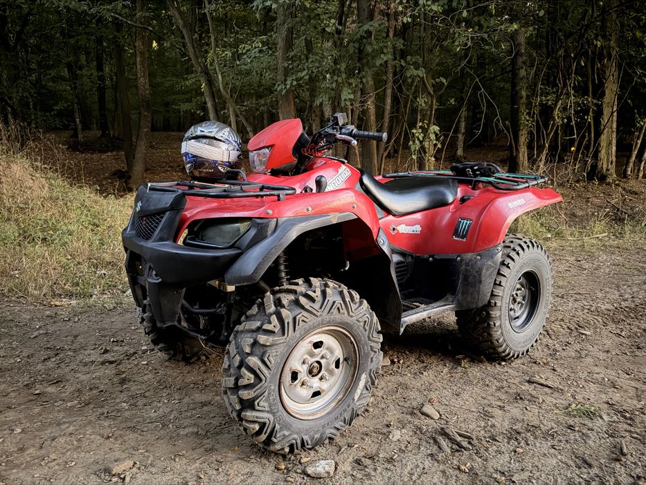Suzuki kinquad 750