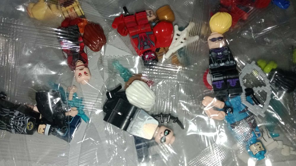 Lego фигурки. Лего человечки