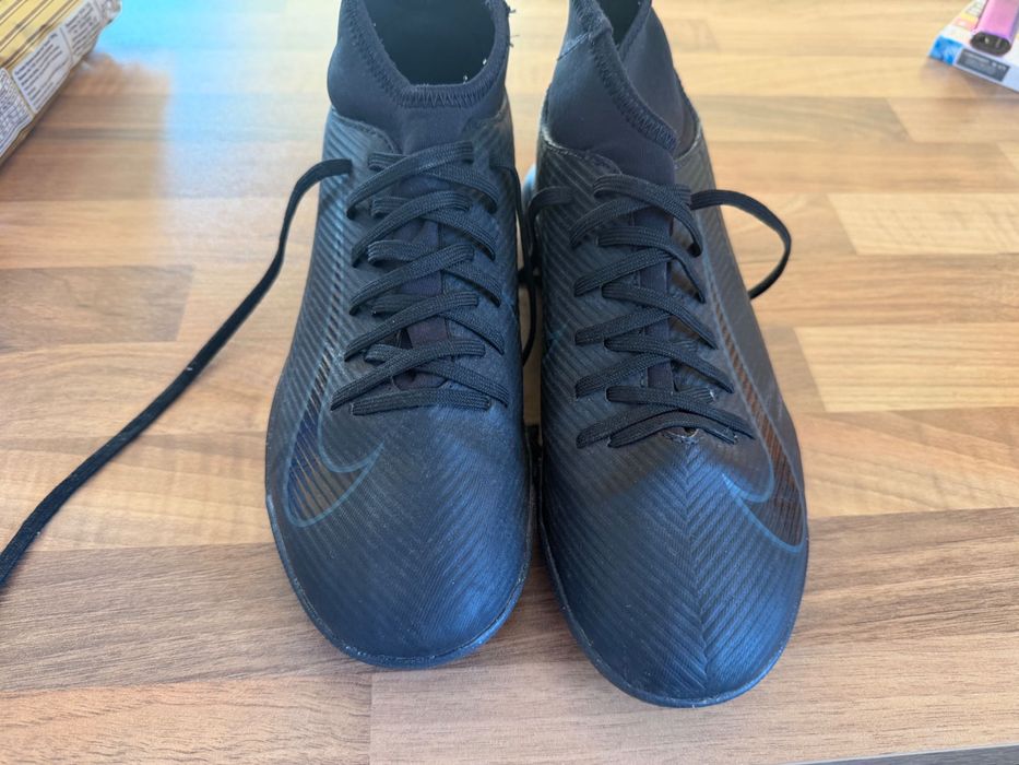 Футболни стоножки