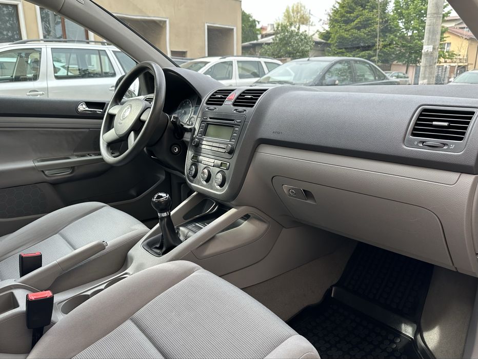 Volkswagen Golf 5 1.4 Benzina 124.000 KM Euro 4