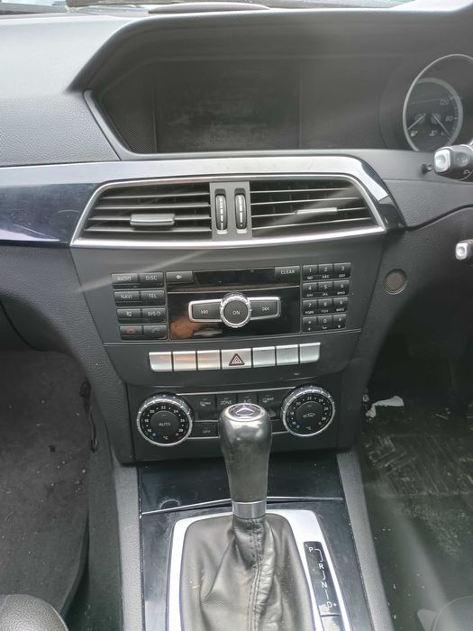 Navigație mare Mercedes-benz w212 și w204FL