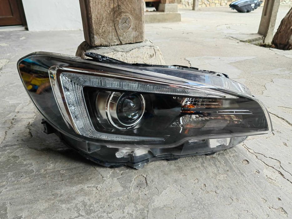 Фар Subaru Impreza WRX LED десен/ Фар Subaru Levorg черен Оригинален