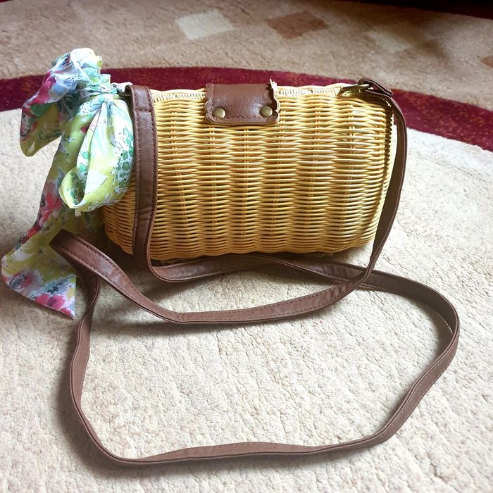 Geanta impletita de vara rafie/textil