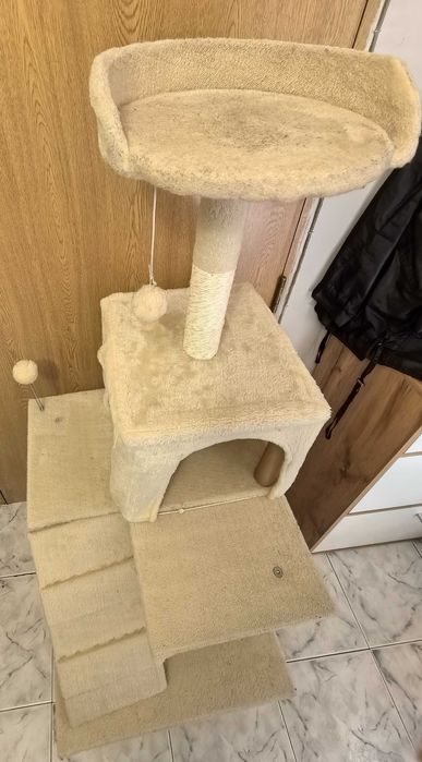 Продавам котешка катерушка